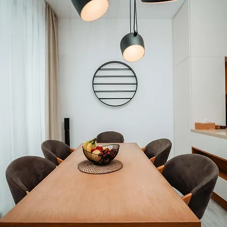 Sea View Family La Апартаменти